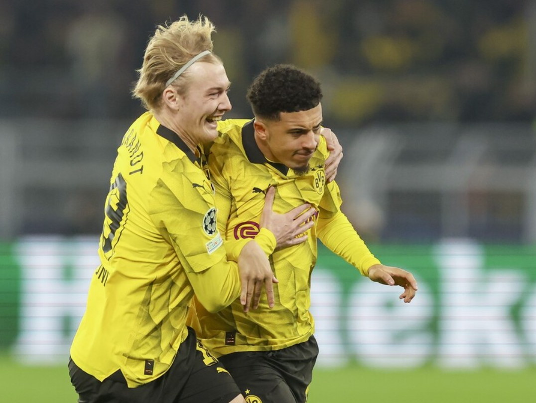 欧冠决赛现场泪目，球迷狂欢