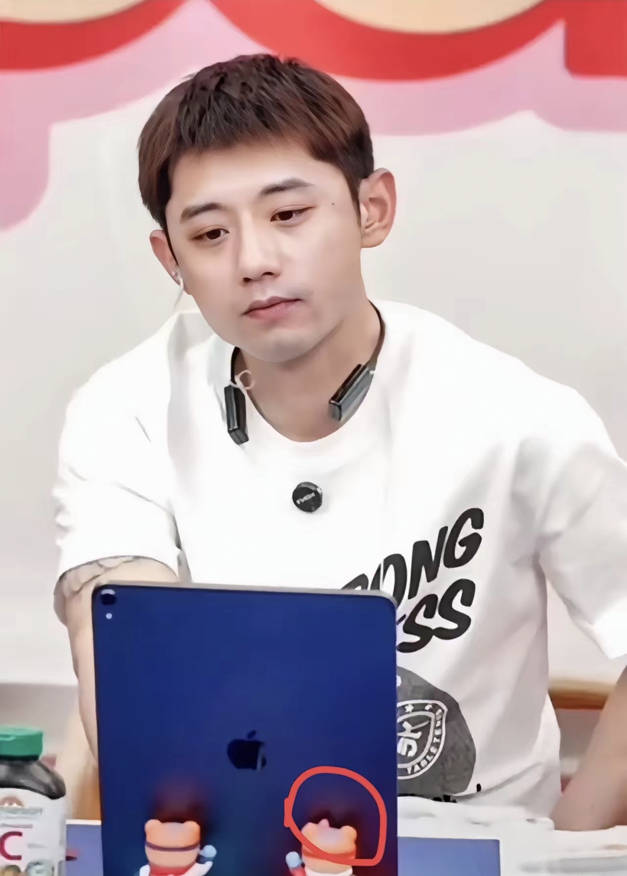 比利时乒乓球队强势英国乒乓球队，张继科完成帽子戏法