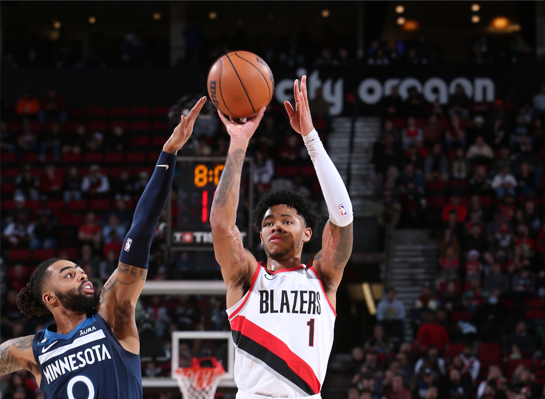 开拓者主场力克奇才，利拉德高效砍下全场最高分