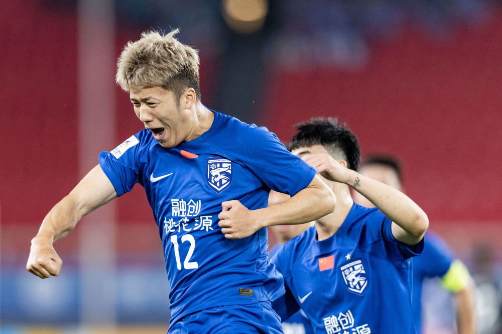 包含苏宁签下新援，欲改变目前联赛不尽人意的状态的词条