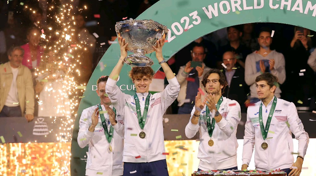 年终总决赛碾压戴维斯杯，辛纳刷新纪录的简单介绍