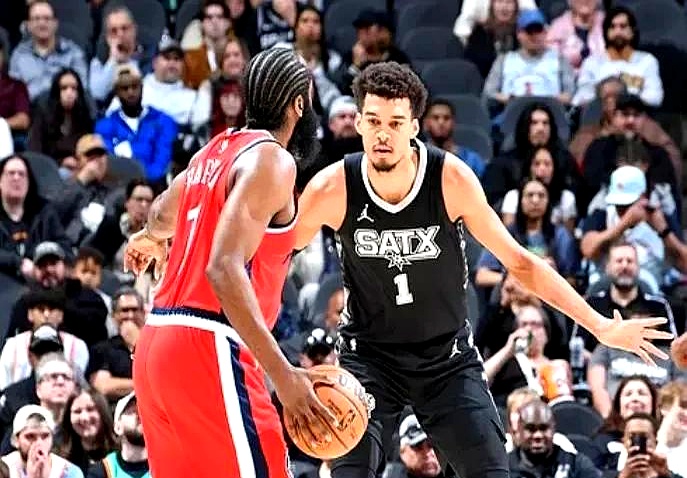 国王轻取上海队，哈登高光表现的简单介绍