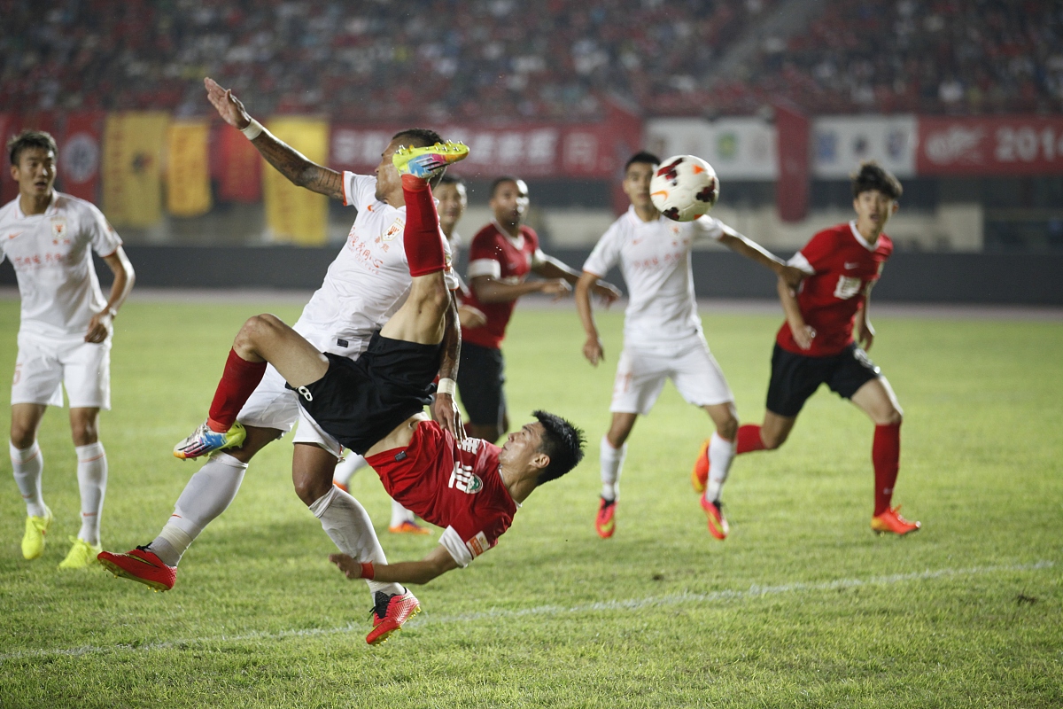 东南亚球员势不可挡赛场上风采绝伦的简单介绍