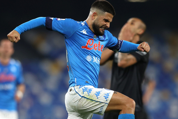 包含那不勒斯主场再战告捷，积分攀升的词条