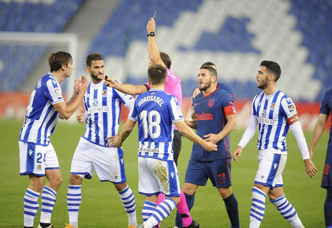 开云体育中国官网-包含塞维利亚客场战胜巴伦西亚，继续保持不败纪录的词条