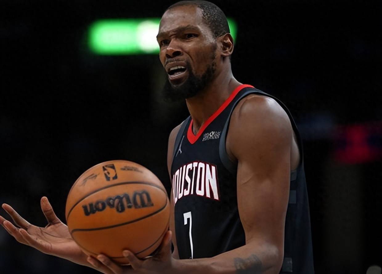 火箭客场绝杀马刺，追平比分